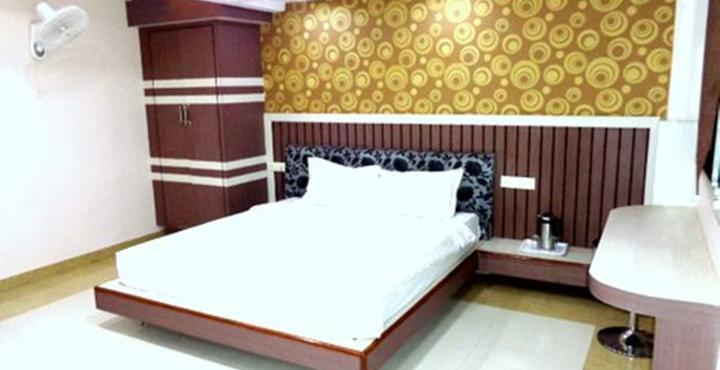 Hotel Shree Vinayak Palace Bhopal Exteriör bild