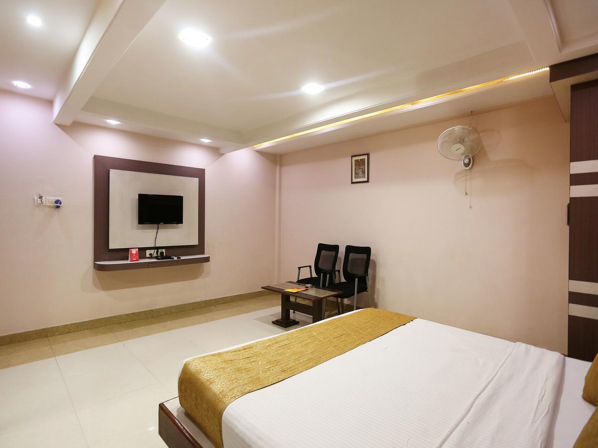 Hotel Shree Vinayak Palace Bhopal Exteriör bild